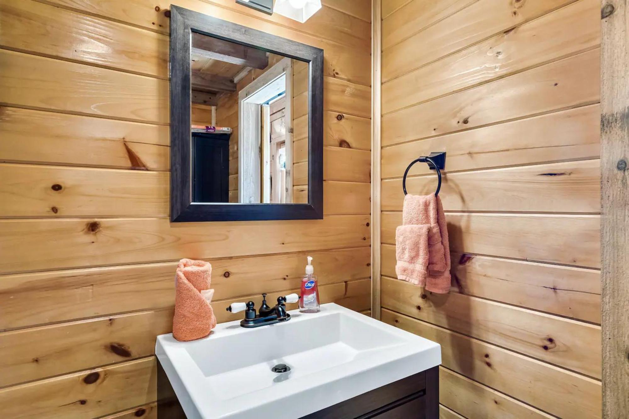 Views 1Br15Bath Pet-Friendly With Hot Tub & Bbq Pigeon Forge Exterior photo